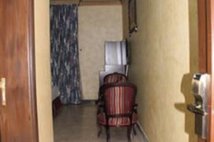 Room 45 of 49