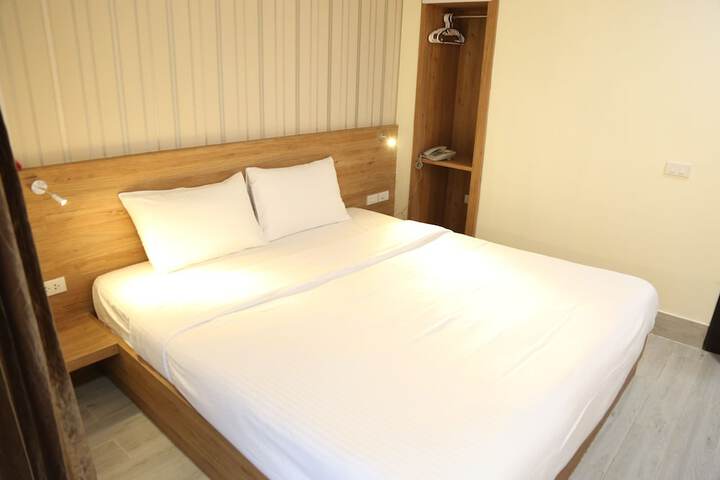 Room 18 of 41