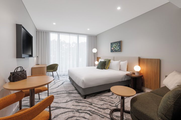Room 40 of 97