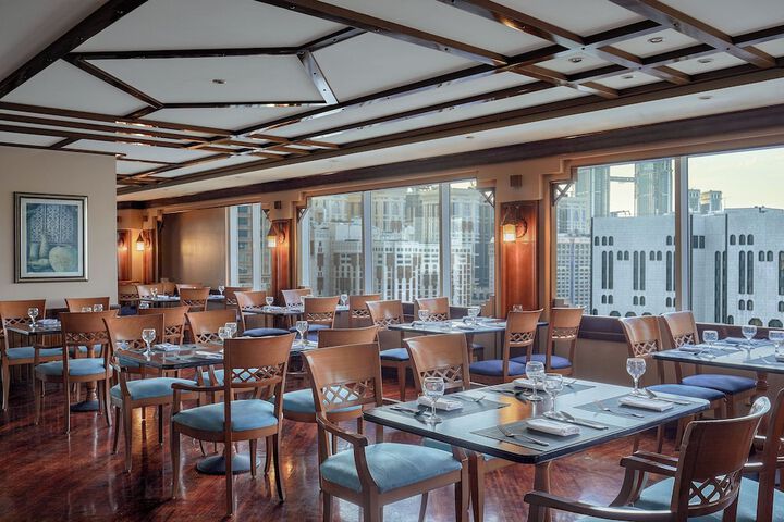 Dining Photos