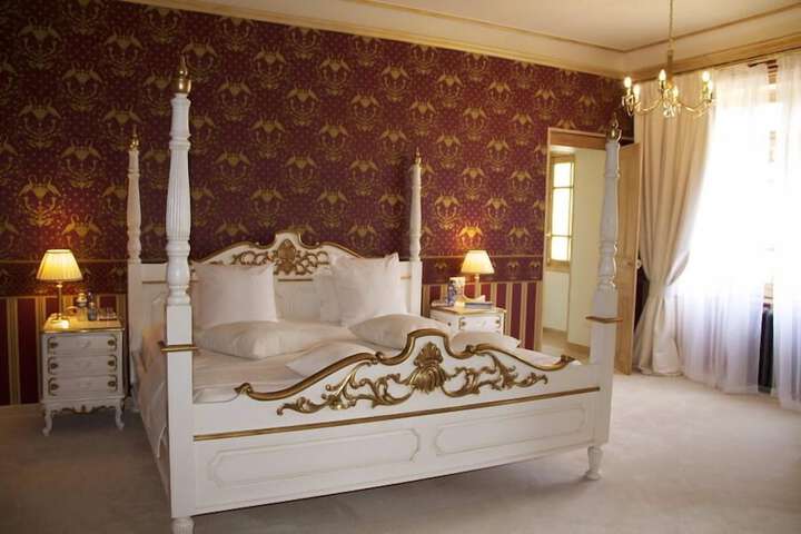 Room 20 of 55