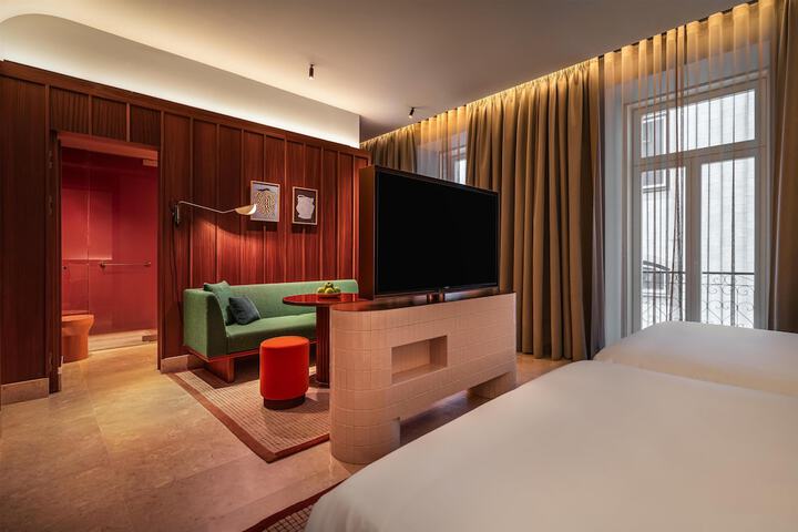 Room 88 of 139