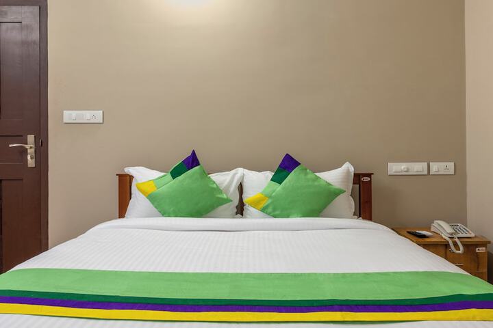 Room 8 of 34