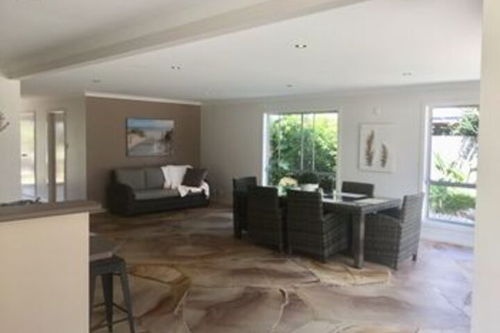 Breakfast/Coffee Service 8 of 29