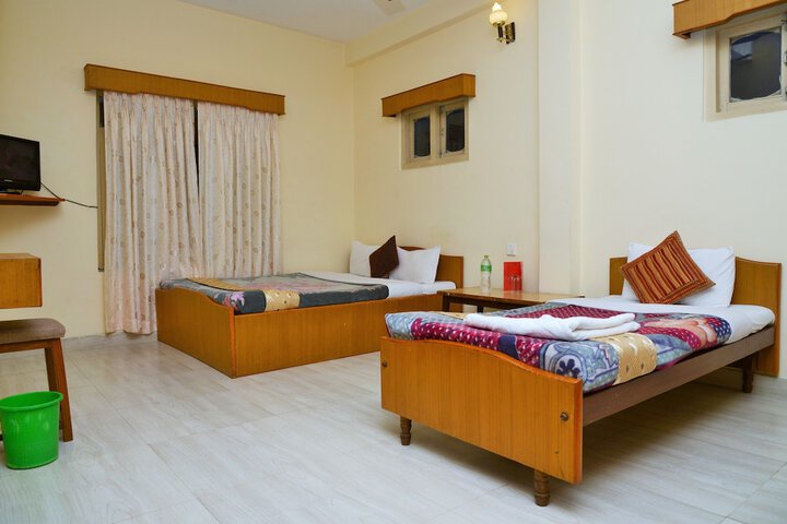 Room 8 of 24