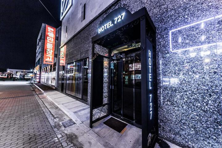 Ansan Hotel 727