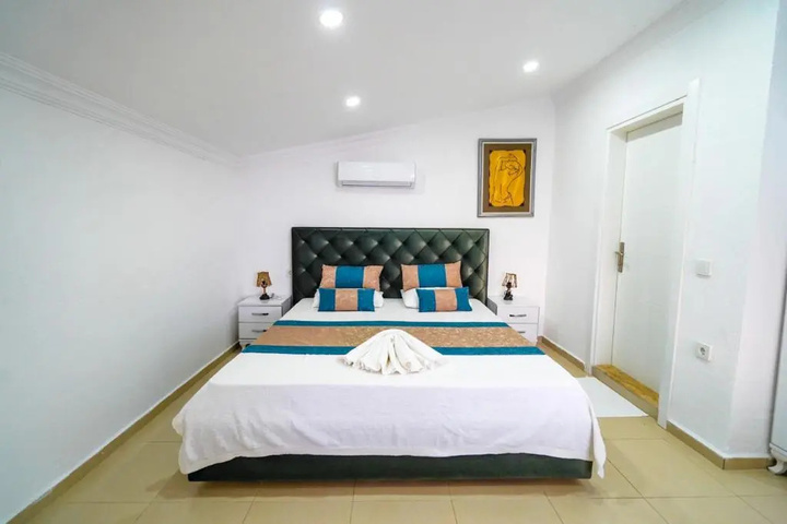 Flat with Shared Pool & Shared Backyard in Kas