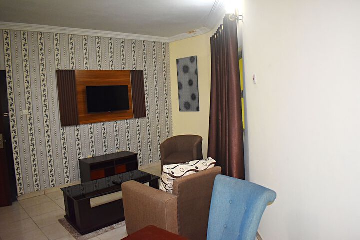 Room 38 of 67