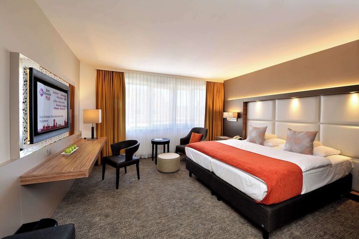 Room 39 of 114