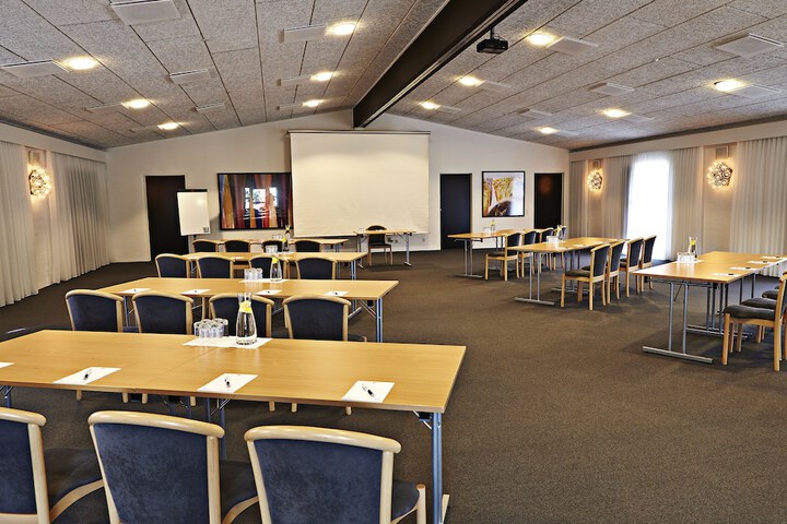 Meeting 30 of 37
