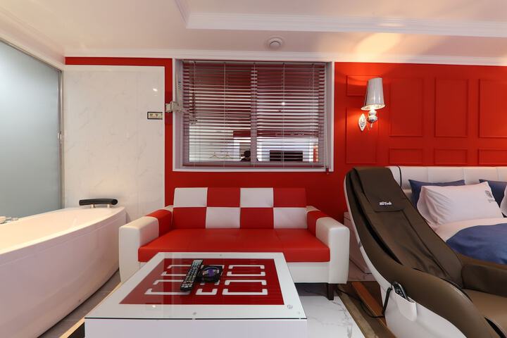 Room 10 of 58