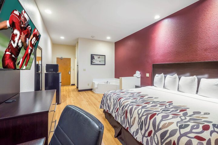 Standard King Bed Accessible (7 of 22)