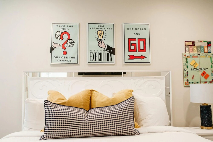 Room 5 of 24
