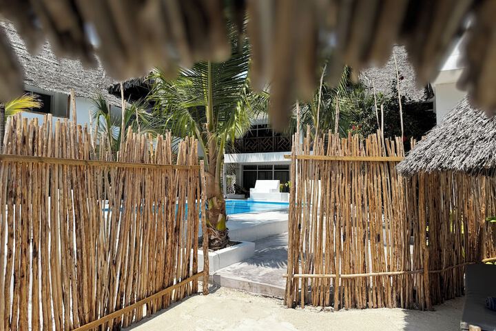 Pool 119 of 138