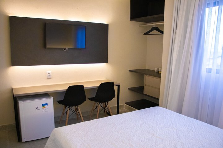 Room 6 of 88
