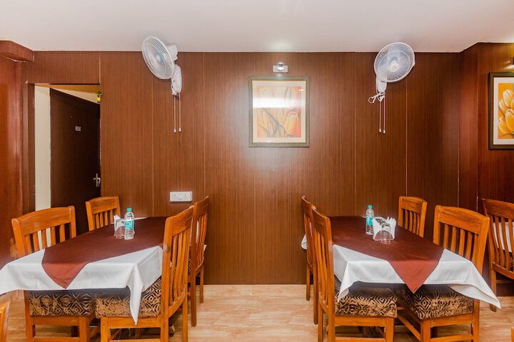 Dining 71 of 102