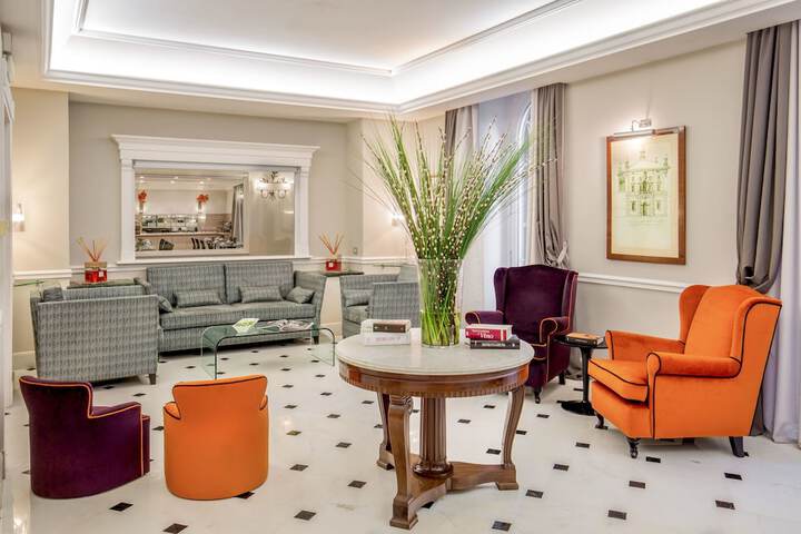 Guest Lobby
