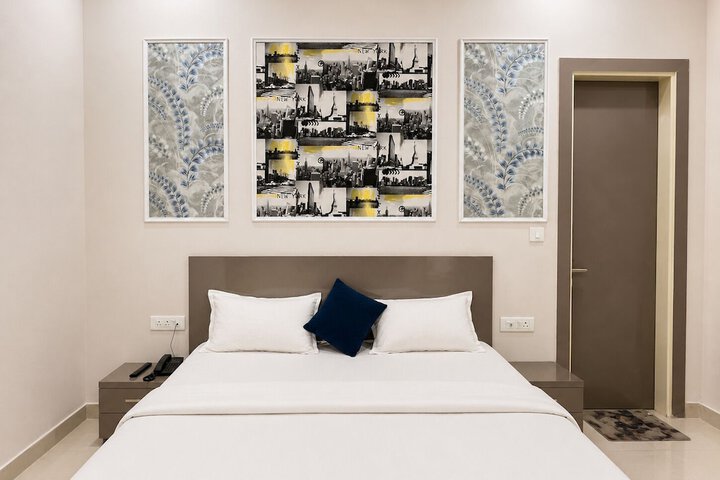 Room 14 of 35