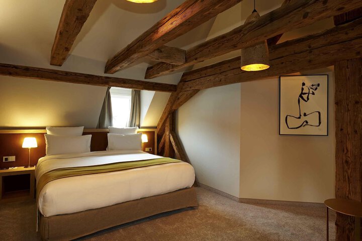 Room 18 of 85
