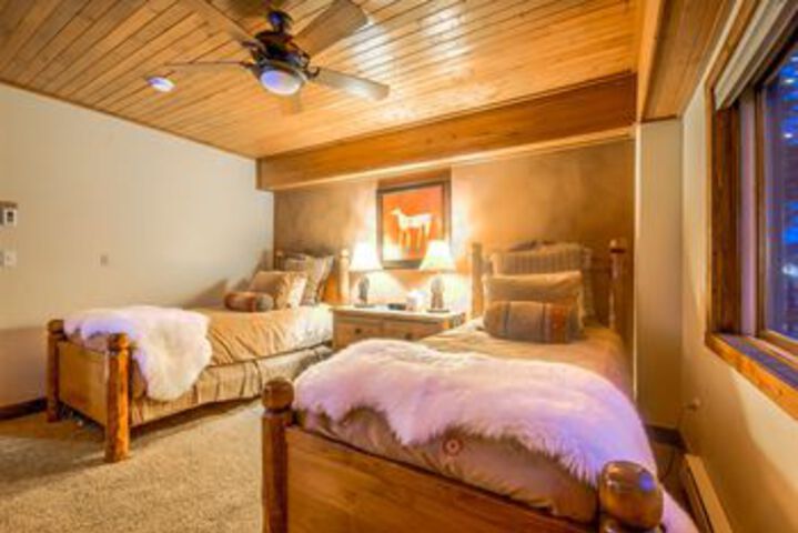 Room 44 of 113