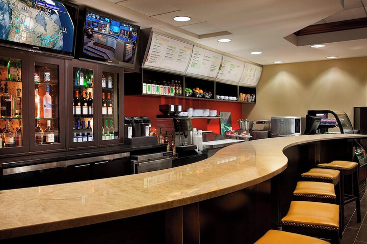Dining Photos