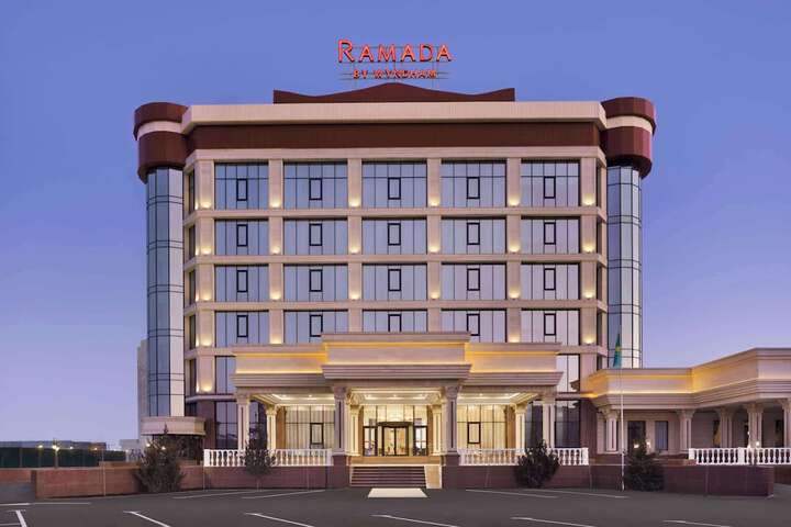 Hotel 39 of 40