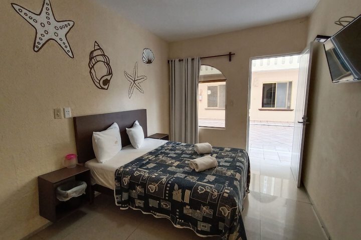 Room 6 of 64