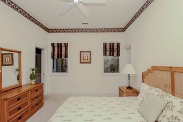 Room 14 of 48