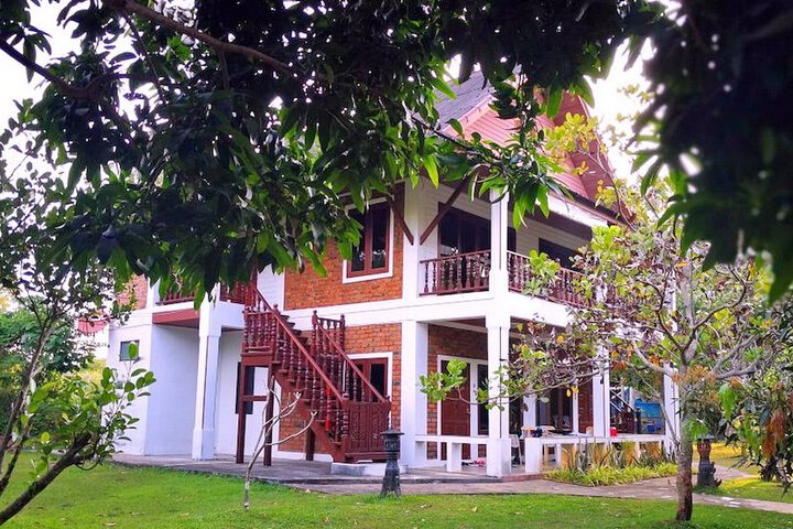 Hotel 84 of 105
