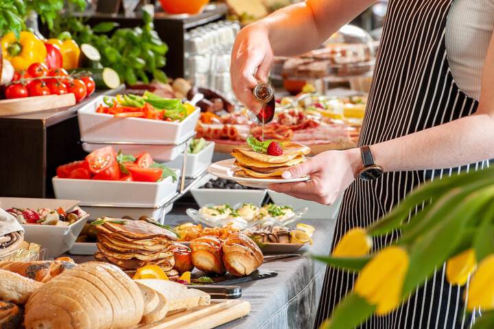 Breakfast buffet
