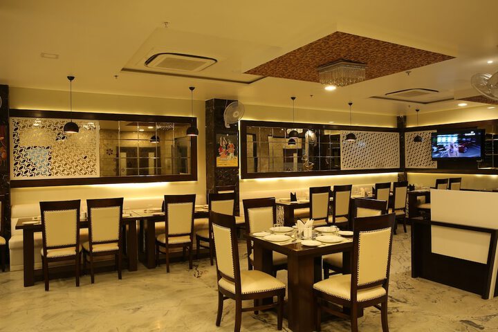 Dining 84 of 123