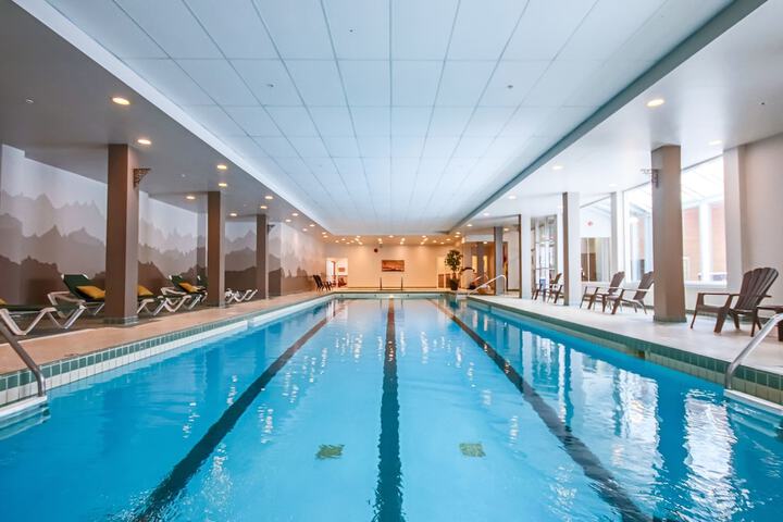 Hotel with Pool