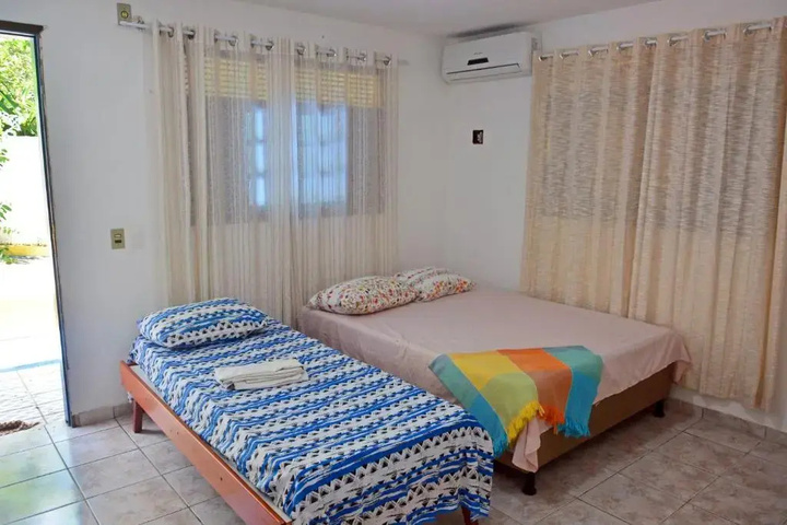 Room 5 of 13
