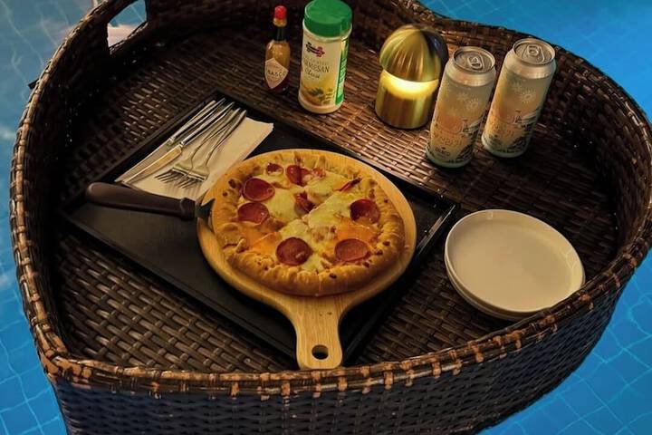 Dining 194 of 219