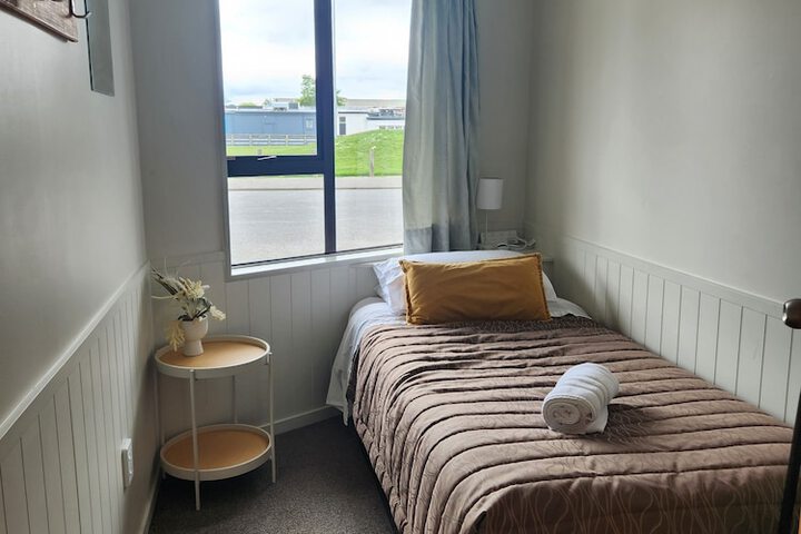 Room 3 of 27