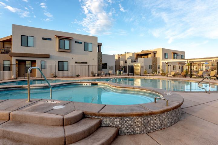 Pool 20 of 42