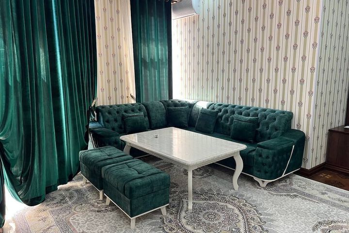 Room 17 of 32