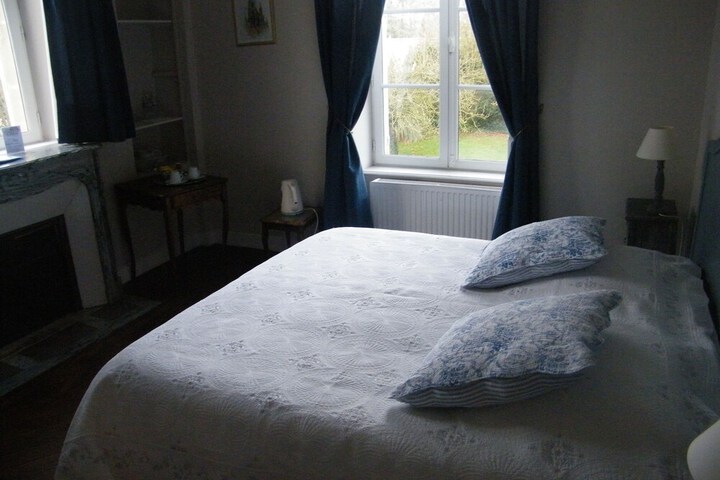 Room 17 of 60