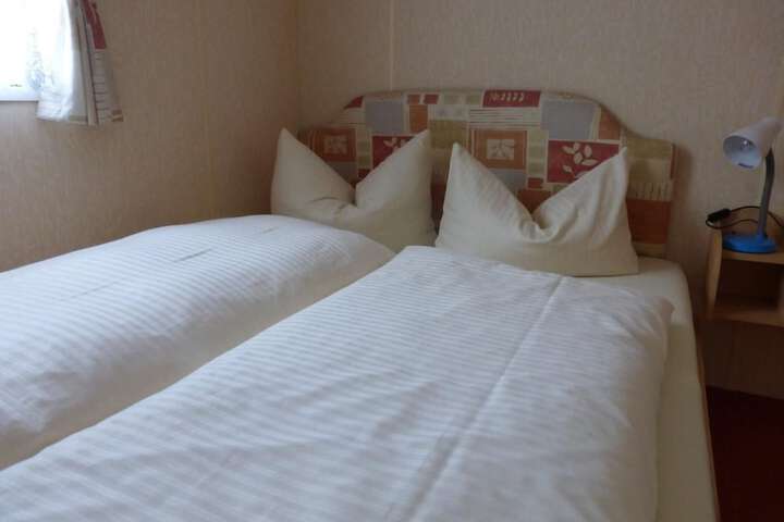 Room 9 of 43