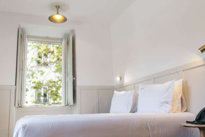Room 4 of 22