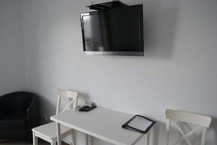 Room 11 of 23