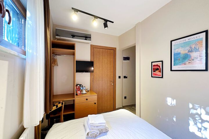 Room 29 of 99
