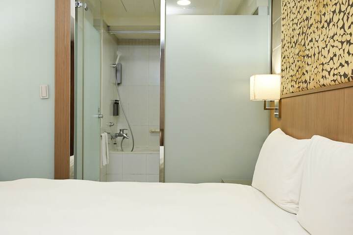 Room 62 of 120