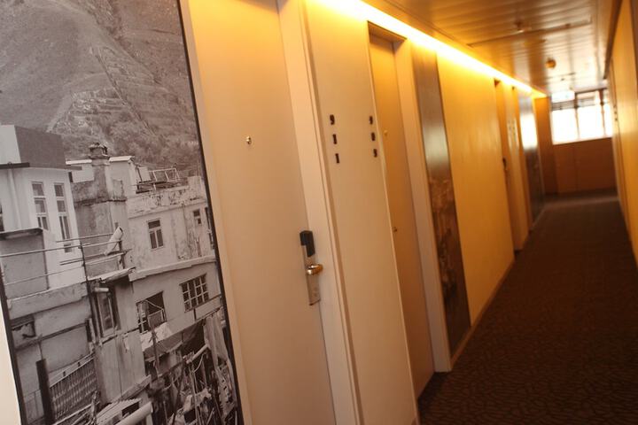 Ballroom/Hall 46 of 51