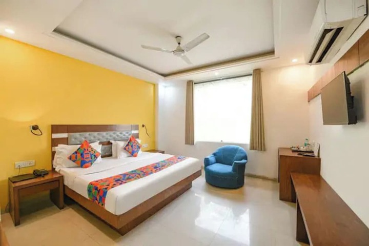 Room 21 of 31