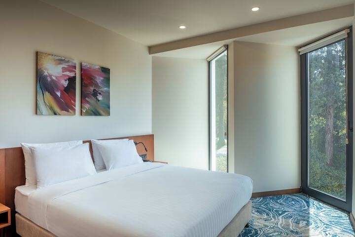 Room 29 of 59