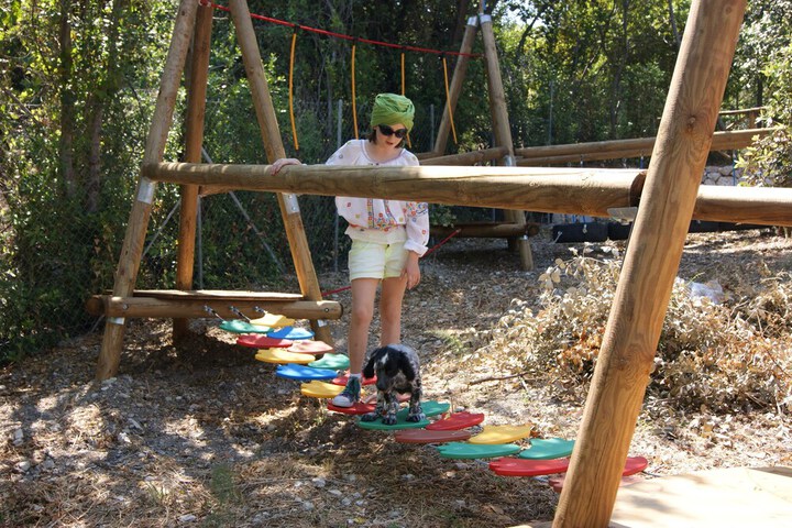 Childrens Activities 42 of 100
