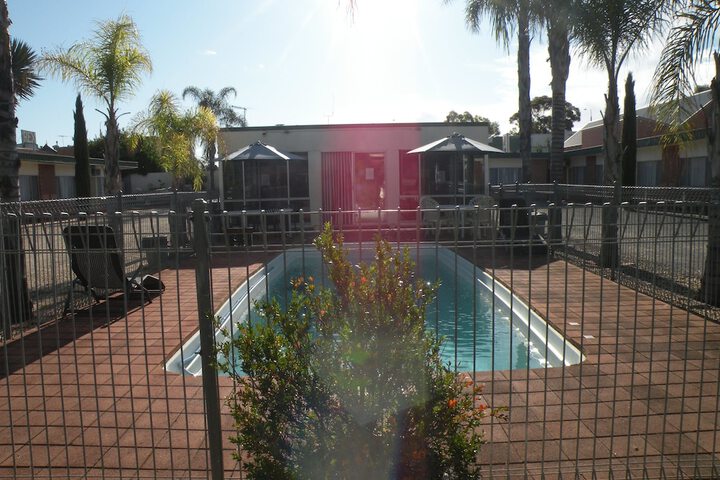 Hotel Pool