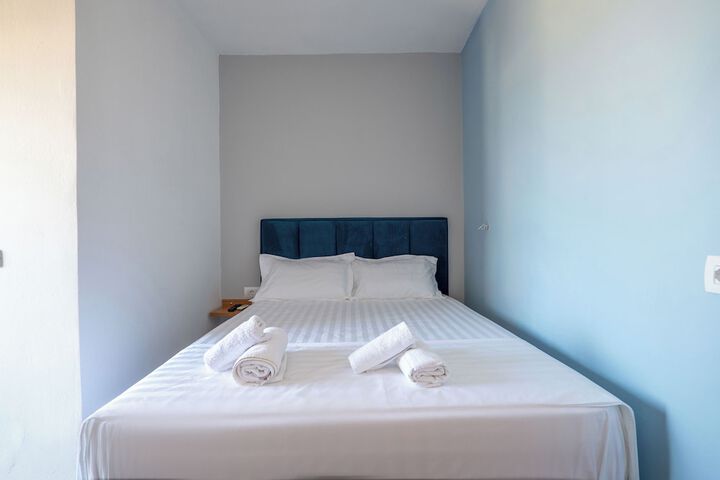 Room 25 of 96
