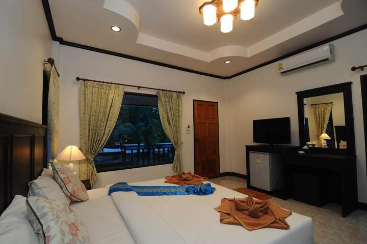 Room 14 of 30